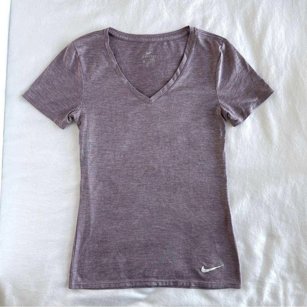 Nike sports exercise tshirt tee